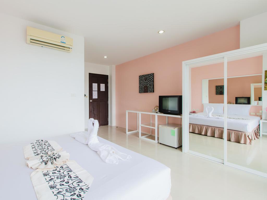 Lords Palace Patong Экстерьер фото